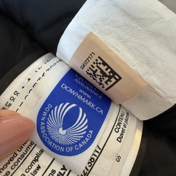 Canada Goose Expedition Parka With Fur White Coat - Picture 7 of 7